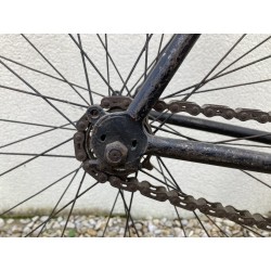 1895 (circa) - vélo homme à cadre montant marque inconnue - tension chaine excentrique et plateau démontable - C179