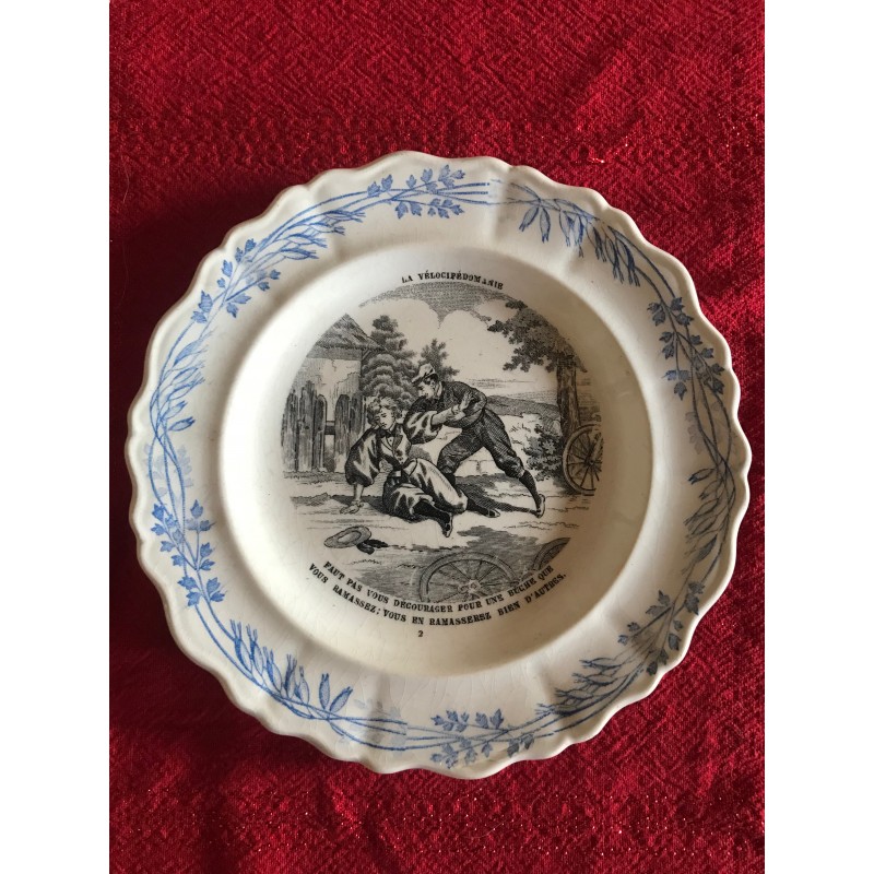 Assiette "La Vélocipédomanie"  2 - Creil et Montereau