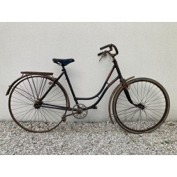 1925 (circa) - vélo dame cycles Lorette (cadre à nervures de renfort) - C203