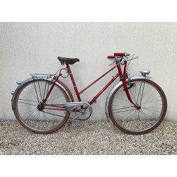 1950 - Vélo à suspension OFAA (Omnium Franco Anglo Américain) modèle dame - C214