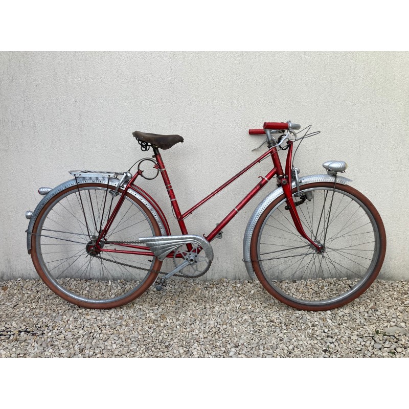 1950 - Vélo à suspension OFAA (Omnium Franco Anglo Américain) modèle dame - C214