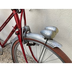 1950 - Vélo à suspension OFAA (Omnium Franco Anglo Américain) modèle dame - C214