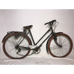 1920 (circa) - vélo dame...