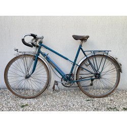 1950 (circa) - randonneuse dame Ed. Chocq (probablement  cadrée par André Marcadier) à Lyon (Rhône) - C219