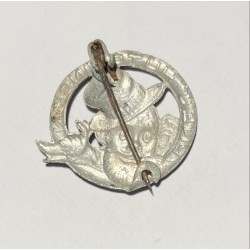 Broche Pneus Hutchinson à Paris - Rémouleur signé Mich