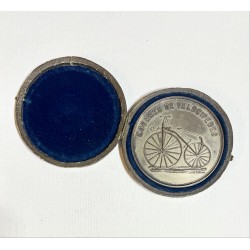 1869 (circa) - Médaille Courses de Vélocipèdes - signée Jules Duployé - sous écrin - non attribuée