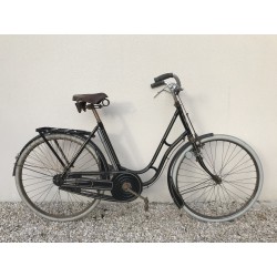 1925 - vélo dame à col de...