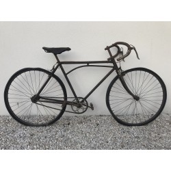 1920 (circa) - vélo homme course à cadre pont moyeu broche à retournement supposé "Labor" (Neuilly-sur-Seine) - C093