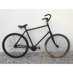 1898 (circa) - vélo Acatène "Métropole" (Paris) cadre montant - C094