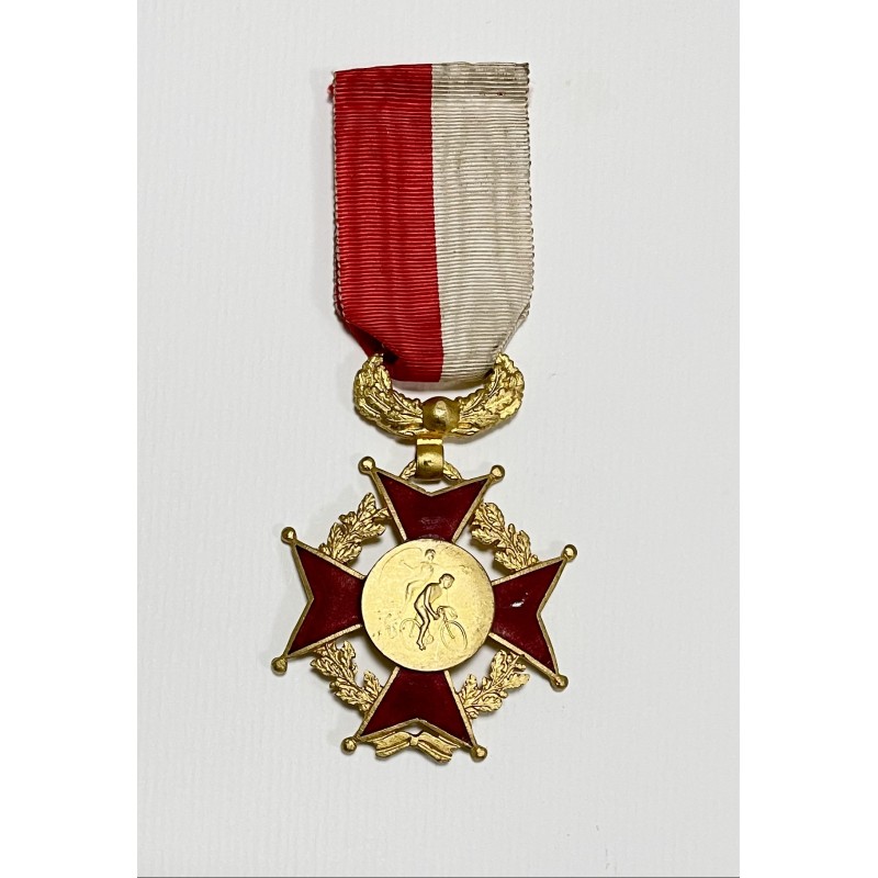 1907 - Médaille de vainqueur de la course sur route organisée par le club Red Star de Paris