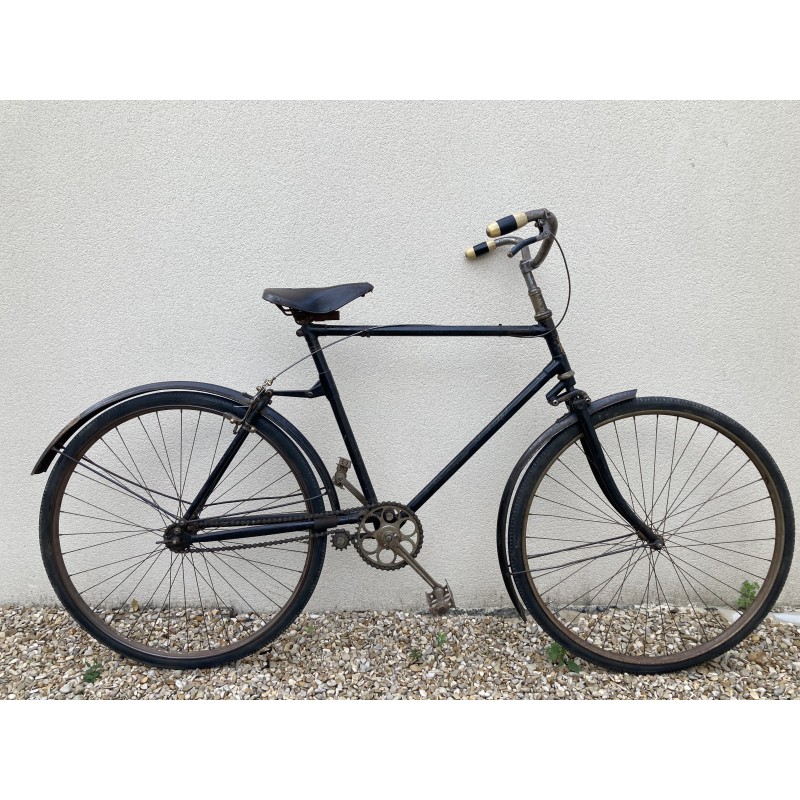 1922 - Berceuse "Gladiator (CléDiaBer)" (Pré-Saint-Gervais) tout suspendu - C160